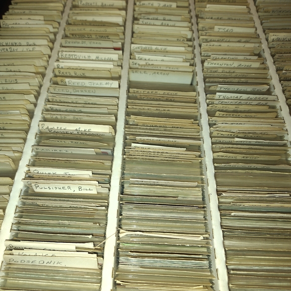 Multi-Color Card Storage Box - Picture 3 of 4